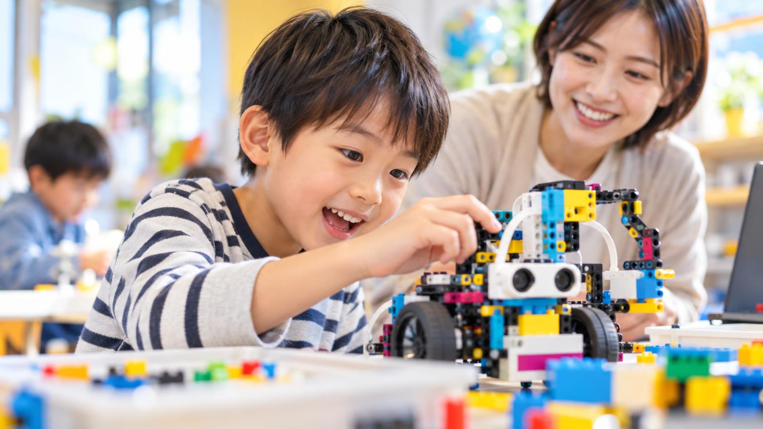 LEGO SPIKE教室の選び方｜指導形式・費用・カリキュラム・年齢適合の4軸で比較する方法の内容を表すアイキャッチ画像