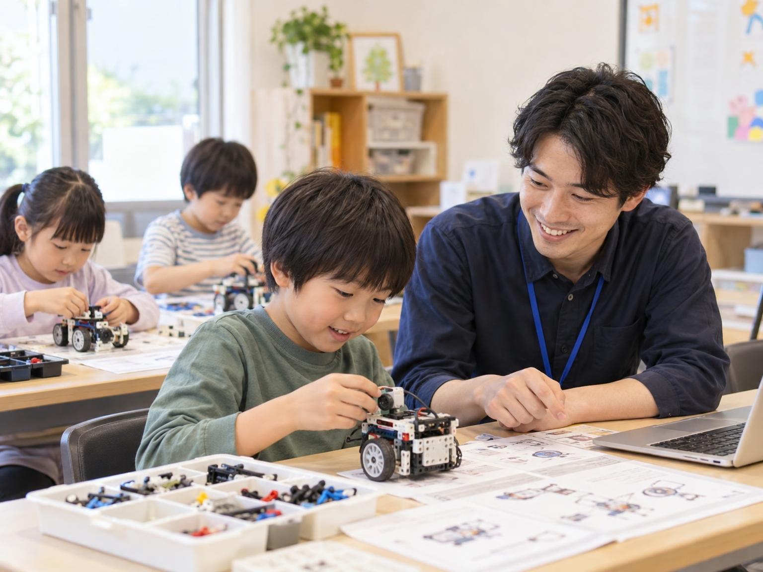 放課後等デイサービスで外部講師がロボット・プログラミングを指導している様子